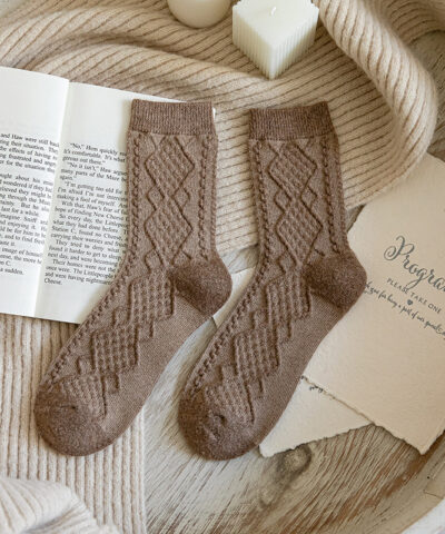 Solid Color Fashion Warm Classic Pattern Wool Socks - Image 5