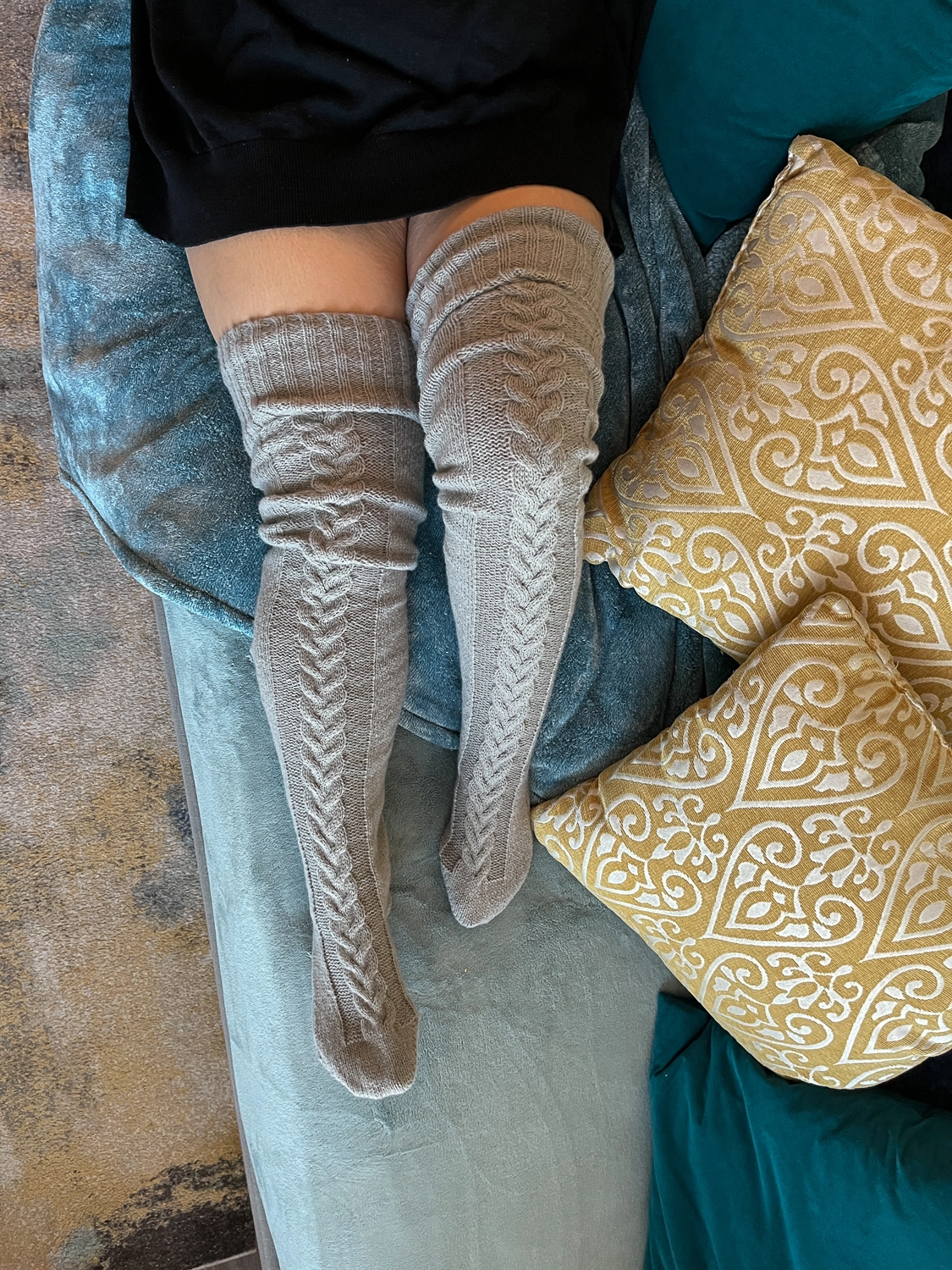 Winter Over The Knee Knitted Gray Socks - Image 8