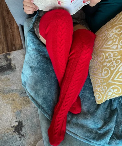 Christmas Over The Knee Knitted Red Socks - Image 8