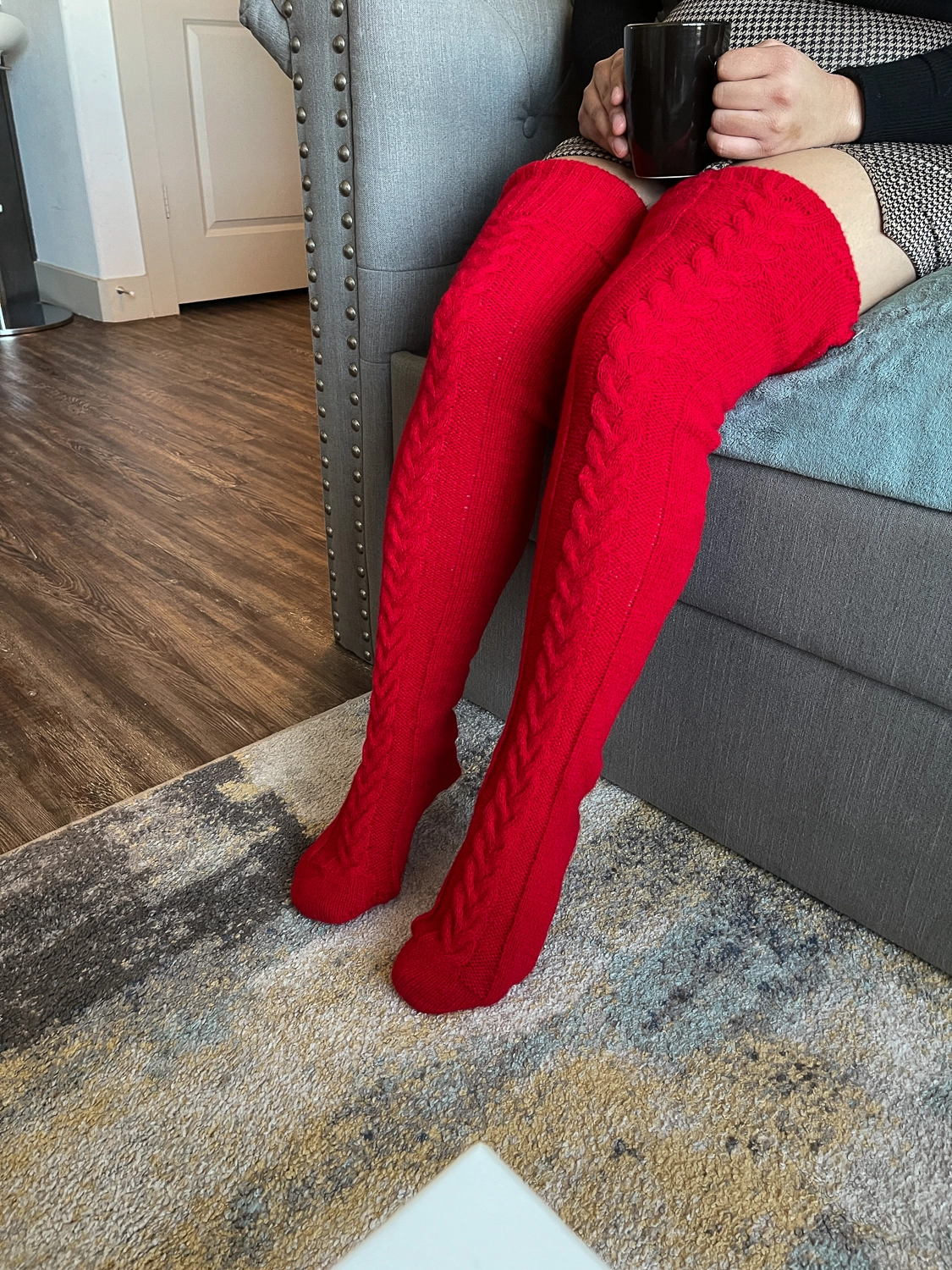 Christmas Over The Knee Knitted Red Socks - Image 7