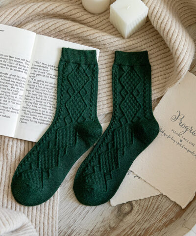Solid Color Fashion Warm Classic Pattern Wool Socks - Image 9