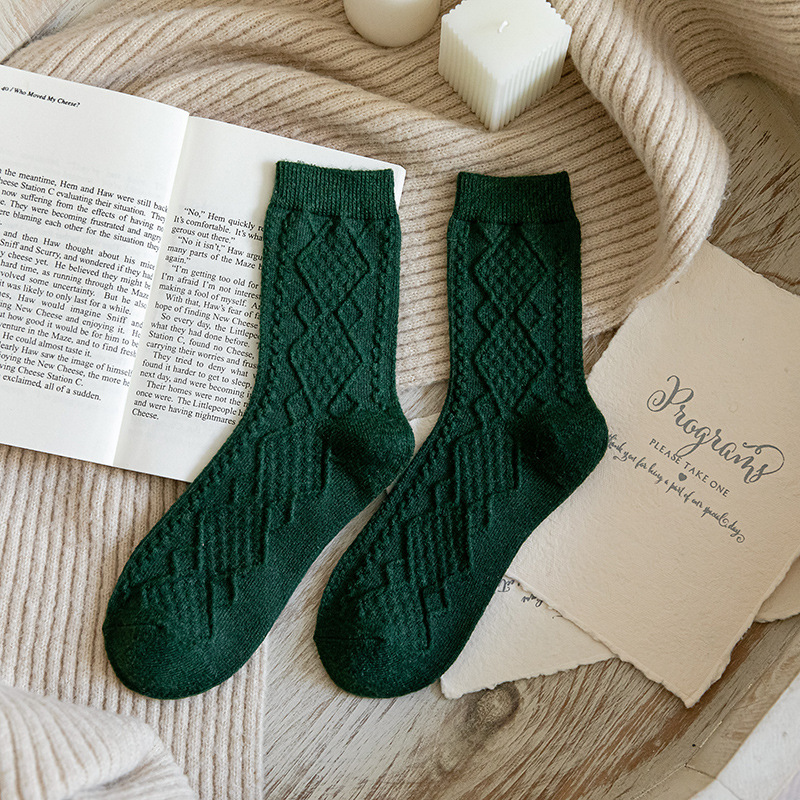 Solid Color Fashion Warm Classic Pattern Wool Socks - Image 9